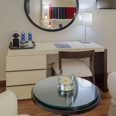 H10 Palmeras Hotell