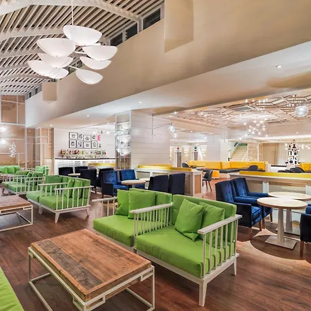 H10 Palmeras Playa de las Américas