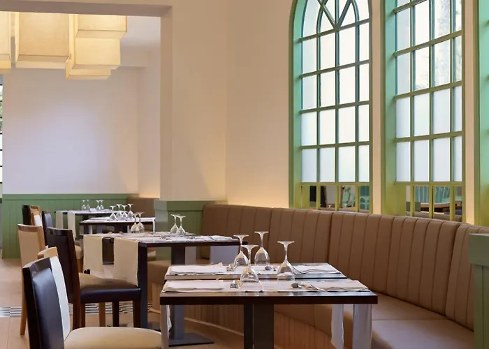 H10 Palmeras Szálloda 4*